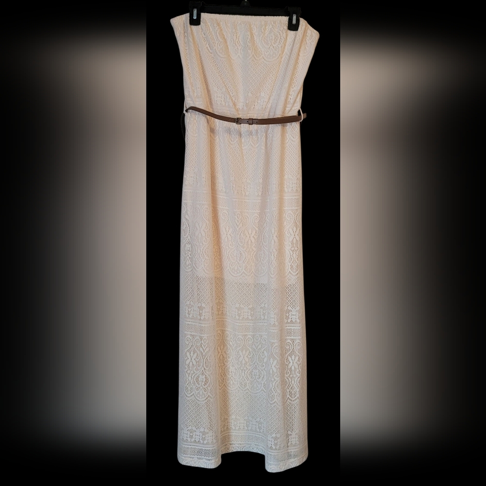 Just Be Cream Strapless Lace Dress